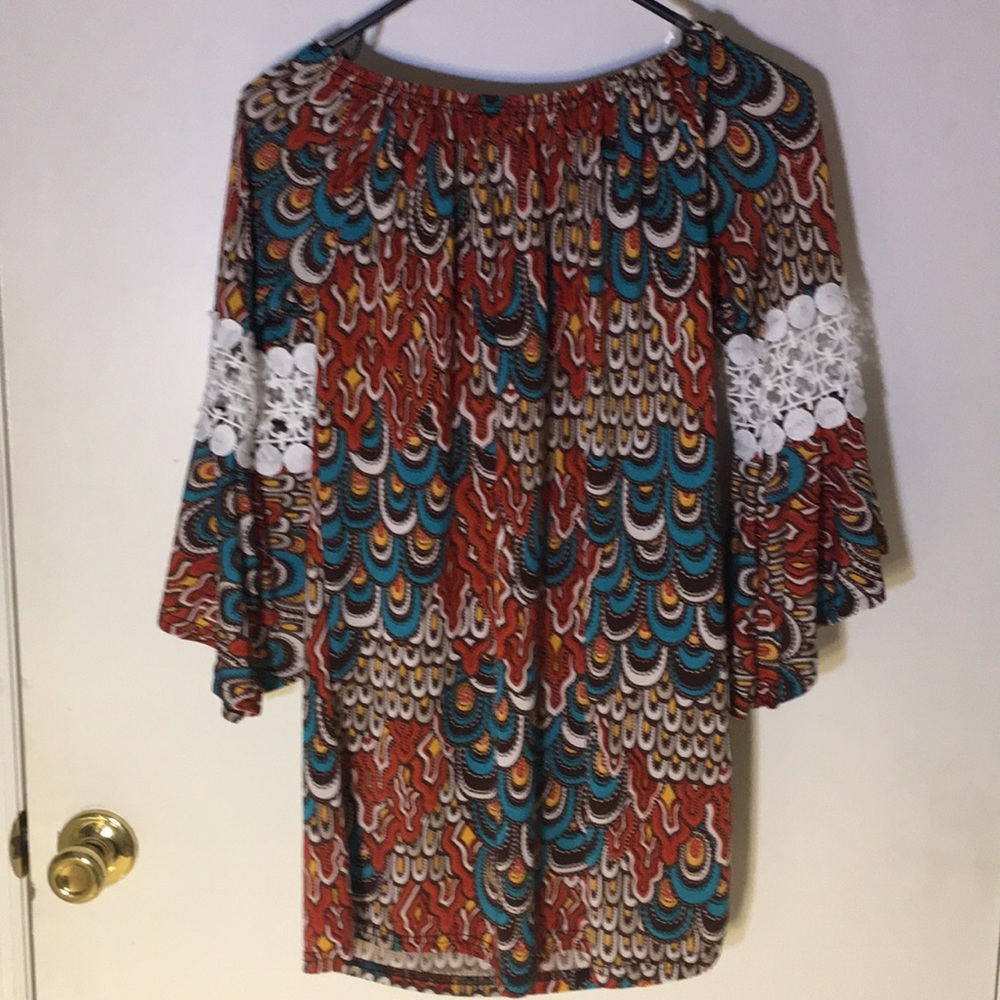 Flowing long sleeve shirt